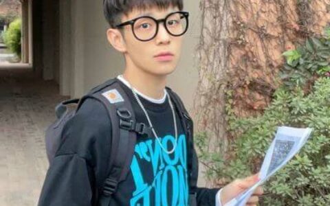 乐仔飞机事件视频，三个男人是什么梗