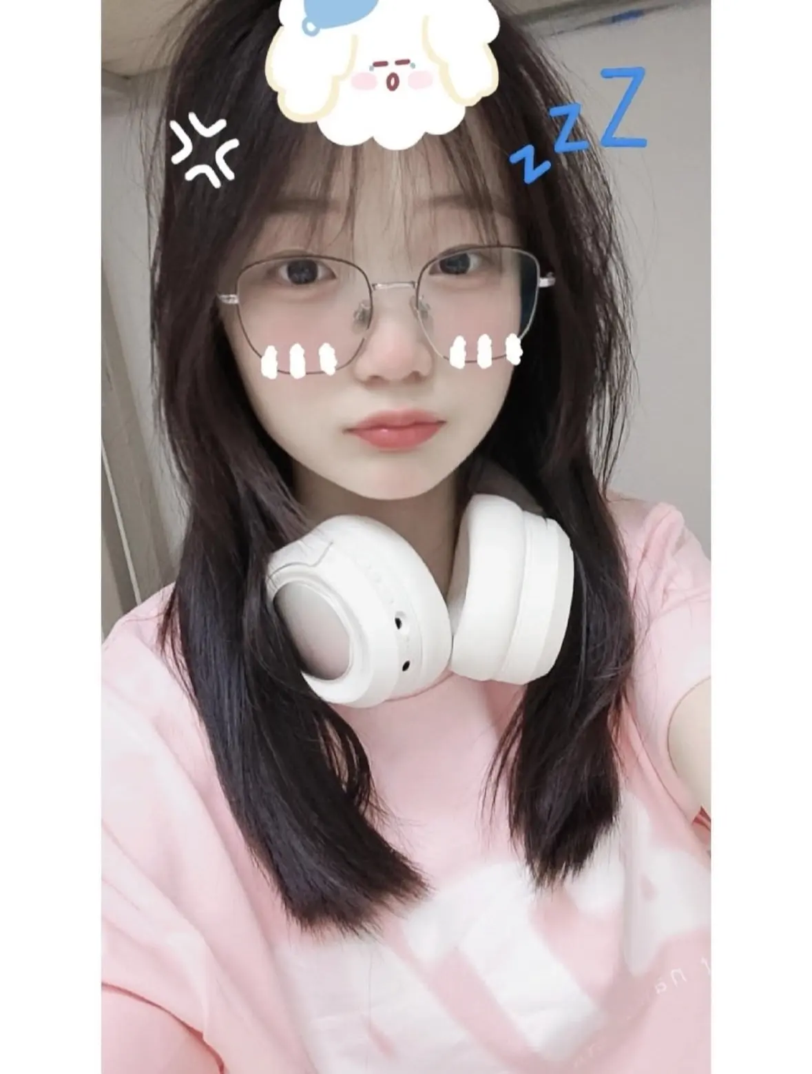 推特女网红奇迹manman，长相青涩疑似女高中生