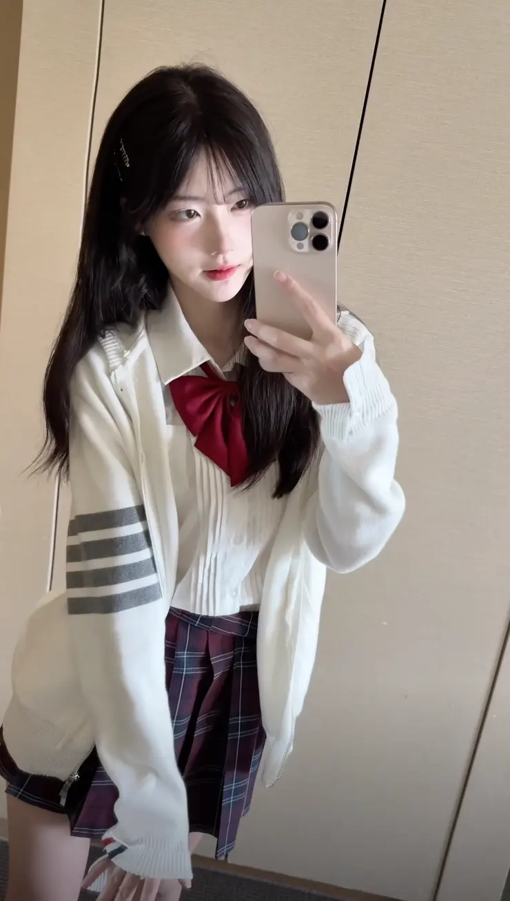抖音网红一只香（董香）微密圈空间最新照片，铁粉免费观看